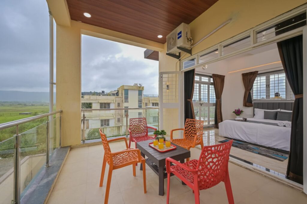 4 BHK VILLA LONAVALA BUDGET T2U-LON-00011