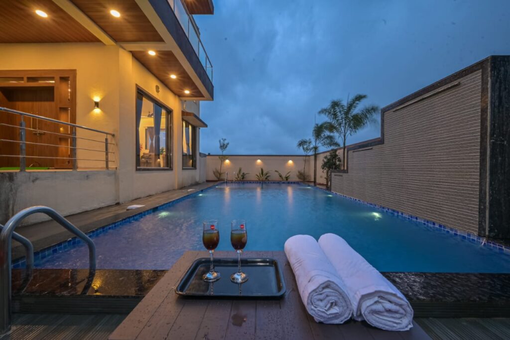 4 BHK VILLA LONAVALA BUDGET T2U-LON-00011
