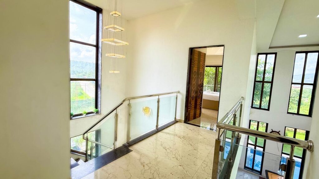 4 BHK LONAVALA - PAWNA (TURF) T2U-LON-00013