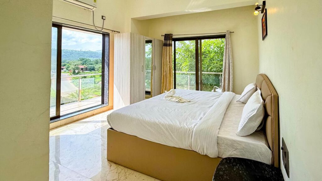 4 BHK LONAVALA - PAWNA (TURF) T2U-LON-00013